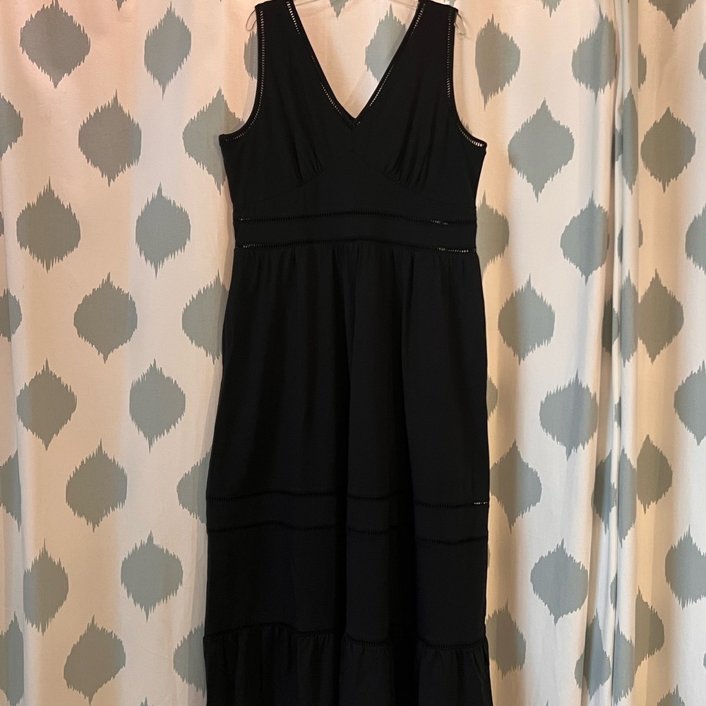 Lands' End Black Sleeveless V-Neck Maxi Dress